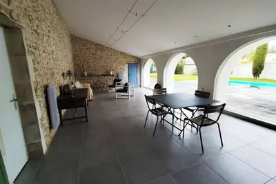 Image de Chai Rénové T3 avec Piscine