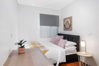 Image de Spacious 11-bedroom house in fabulous Bexley North with Ac, WiFi with Pool