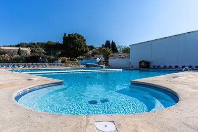Image de Idéal familles T2 Piscine Aire de jeux 400 m plage