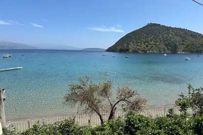 Image de Sea Front Maisonette (beachfront)