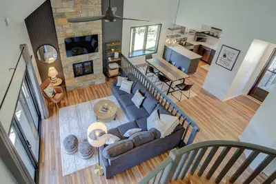 Image de Condo 3b/3ba + Amenity Pass w/ Hot Tub + Pool.