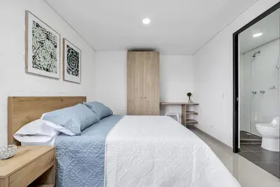 Image de Amazing 19th floor apt with City View