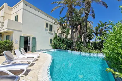Image de Residence AraInn Melixa - 2 Chambres, Piscine, WiFi
