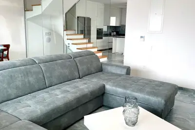 Image de Spacious 4-Bedroom Seafront Villa, with WiFi, Ac & Breathtaking View