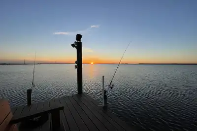Image de Sunrise Escape | Stunning Bay Views + Great Fishing