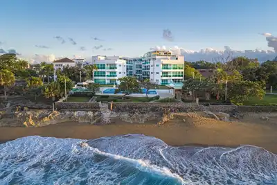 Image de Boutique Beachfront Haven