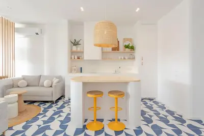 Image de modern comfortable oceanfront studio in Lagos with WiFi, Ac by Endless Sun