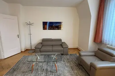 Image de Spacious 2-bedroom near lake