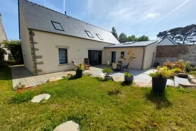 Image de Maison de campagne dans le Finistère, en bord de mer. Idéale pour une famille!