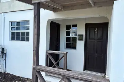 Image de Cozy studio in amazing Saint John's with Wifi, Ac, short walk to the beach.