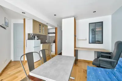 Image de Emplacement idéal pour cet agréable studio.