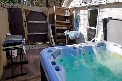 Image de Charming 3-bedroom house with hot tub and sauna all private