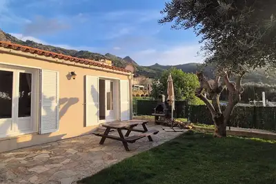 Image de A l'ombre du clocher - Gîte avec piscine chauffée de mi-avril à octobre