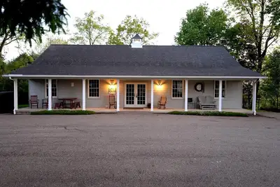 Image de Spacious 2 Br home, just minutes from Berlin, Oh.