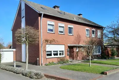 Image de Beautiful ground floor apartment 65sqm, fully equipped with beautiful garden and terrace