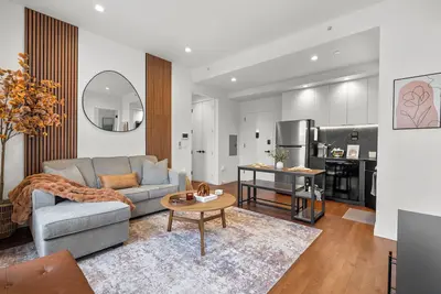 Image de “Elm City” Retreat Near Yale, Parking, Gym, Downtown, Wooster Sq & Union Station