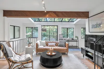 Image de Stunning Neighborhood Home Walkable to Downtown Mill Valley