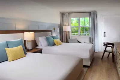 Image de Two Queen Room at Southernmost Beach Resort – Beach Access & Onsite Pool