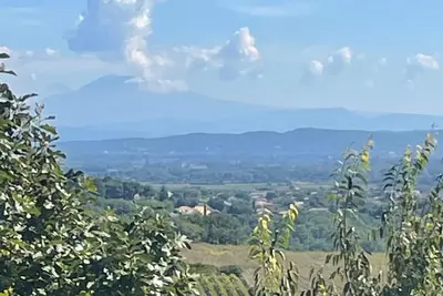 Image de Maison de charme rénovée située dans un hameau paisible, idéal 4 personnes.