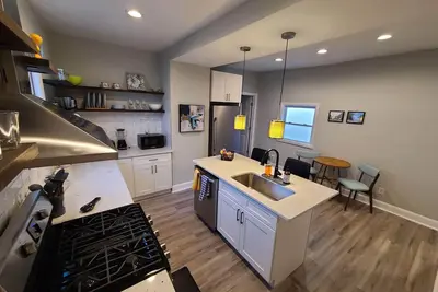 Image de Franklinton Corner -  2Bed/2Bath Home near Short North