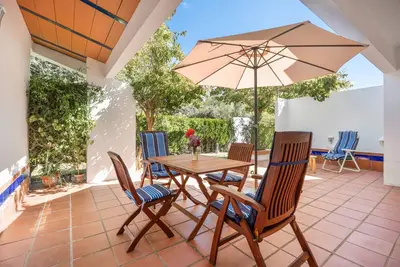 Image de Villa 'Camaleón' avec piscine partagée, Wi-Fi et climatisation