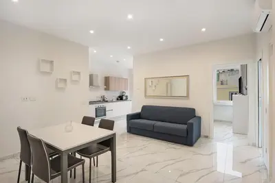 Image de Appartement 'Family - Zona Lungomare' avec balcon, Wi-Fi et climatisation