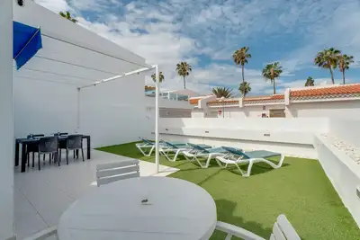 Image de Vacances \"Costa Adeje Paradise\" avec piscine privée, Wi-Fi et climatisation