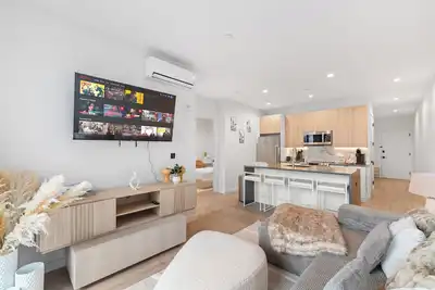 Image de 25min from Nyc! Luxe Suite with 3 TVs