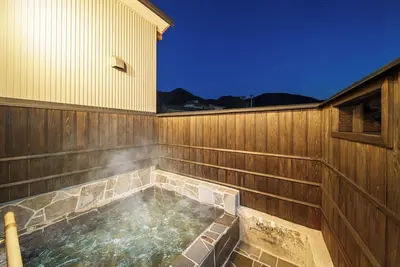 Image de Yufuin Sora A spacious house with an openair bath perfect for two people  / Yufu Ōita