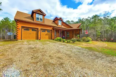 Image de Deck, Smoker & Yard: Peaceful Gem in Pine Mountain