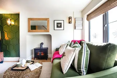 Image de Cosy cottage for couples in the heart of central Ludlow with free parking permit