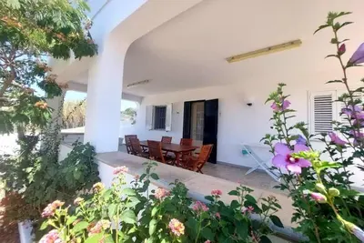 Image de Beautiful small villa on the hill of Torre Vado
