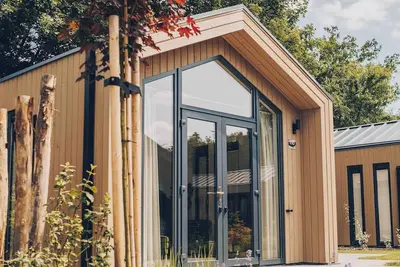Image de Charming and luxurious accommodation with a private hot tub on the beautiful Veluwe.