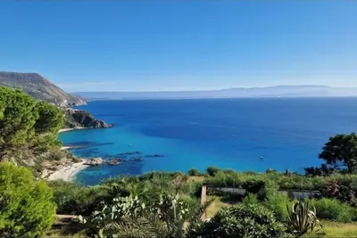 Image de Three-room apartment \"Magnolia\" in Capo Vaticano