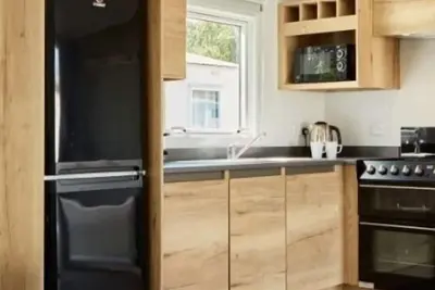 Image de HayIing Island Silver 3 Bed Caravan S014