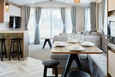 Image de HayIing Island Gold 2 Bed Caravan H002