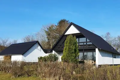 Image de 144 m2 lovely house in scenic Nordmors with space for 7 people.