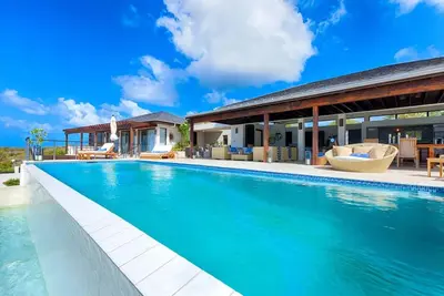 Image de Triton 4br at Kamique by Personal Villas - Unparalleled Relaxation and Enjoyment