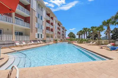 Image de This condominium is a 3 bedroom(s), 3 bathrooms, located in Mexico Beach, Fl.