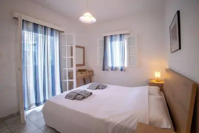 Image de Cosy house, with equipped kitchen and 2 double bedrooms, in the heart of Naoussa.