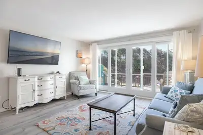 Image de Beachwalk 105, Oceanfront Condo in Pine Knoll Shores, Nc!