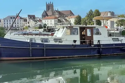 Image de Bateau Spicy - Séjour insolite sur la Marne