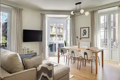 Image de Urbieta Suite by FeelFree Rentals