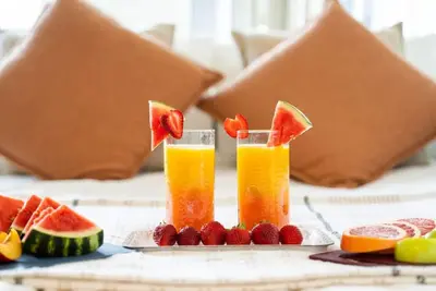 Image de Downtown 2br - 5 min to Eaton Centre