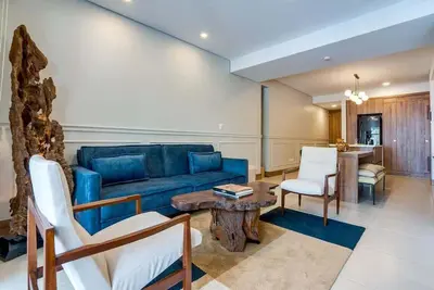H105 |✨ Luxury 2br in Cali’s Best Building | Pool + Balcony | 24/7 Security