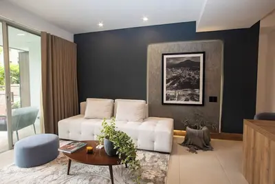 H106 - Amazing Comfort & Amenities, Pool, Security