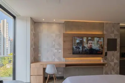 Image de Rm 802 | Studio | Gorgeous Views | Balcony & Pool