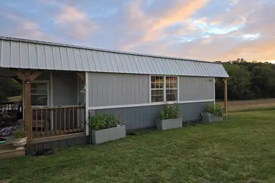 Image de Escape to Nature - dog heaven near Katy Trail and I70. 80 acres, fire pit, wifi