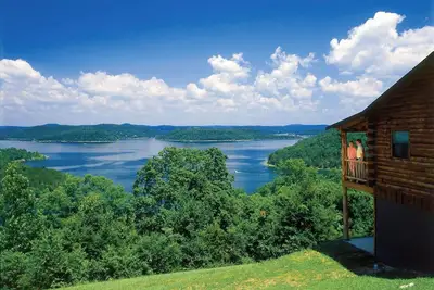 Image de Beaver Lake View Cabin with Lake Access, Boat Dock, Boat Slips, Incredible View