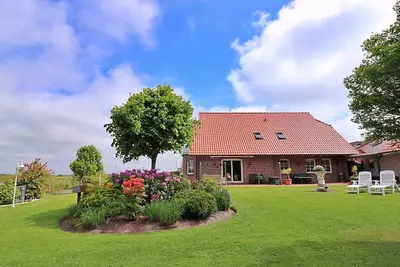 Image de New! Vacation apartment on an idyllic deep